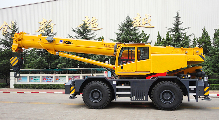 XCMG Official 40 Ton Hydraulic Rough Terrain Crane RT40E China New Terrain Crane Rough Crane price